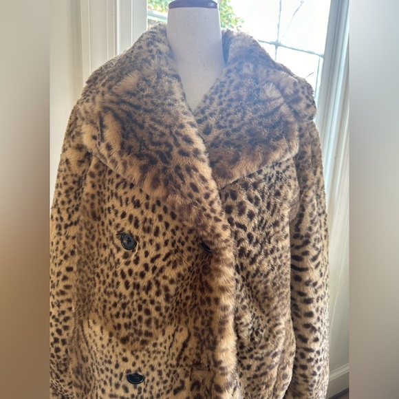 ✖️SOLD✖️ THE KOOPLES NWT Cheetah Animal Print Faux Fur Coat SOFTEST COAT EVER - Picture 10 of 16